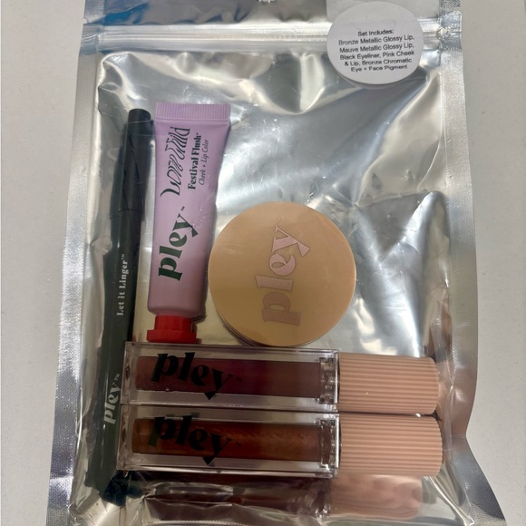 Pley Beauty Set 5 products sealed in bag - Picture 1 of 3